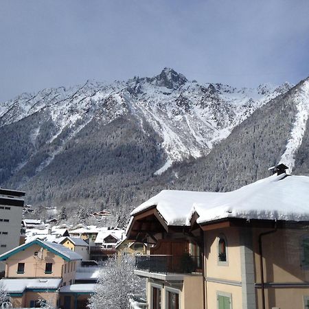 Les Sommets Studio Chamonix Buitenkant foto